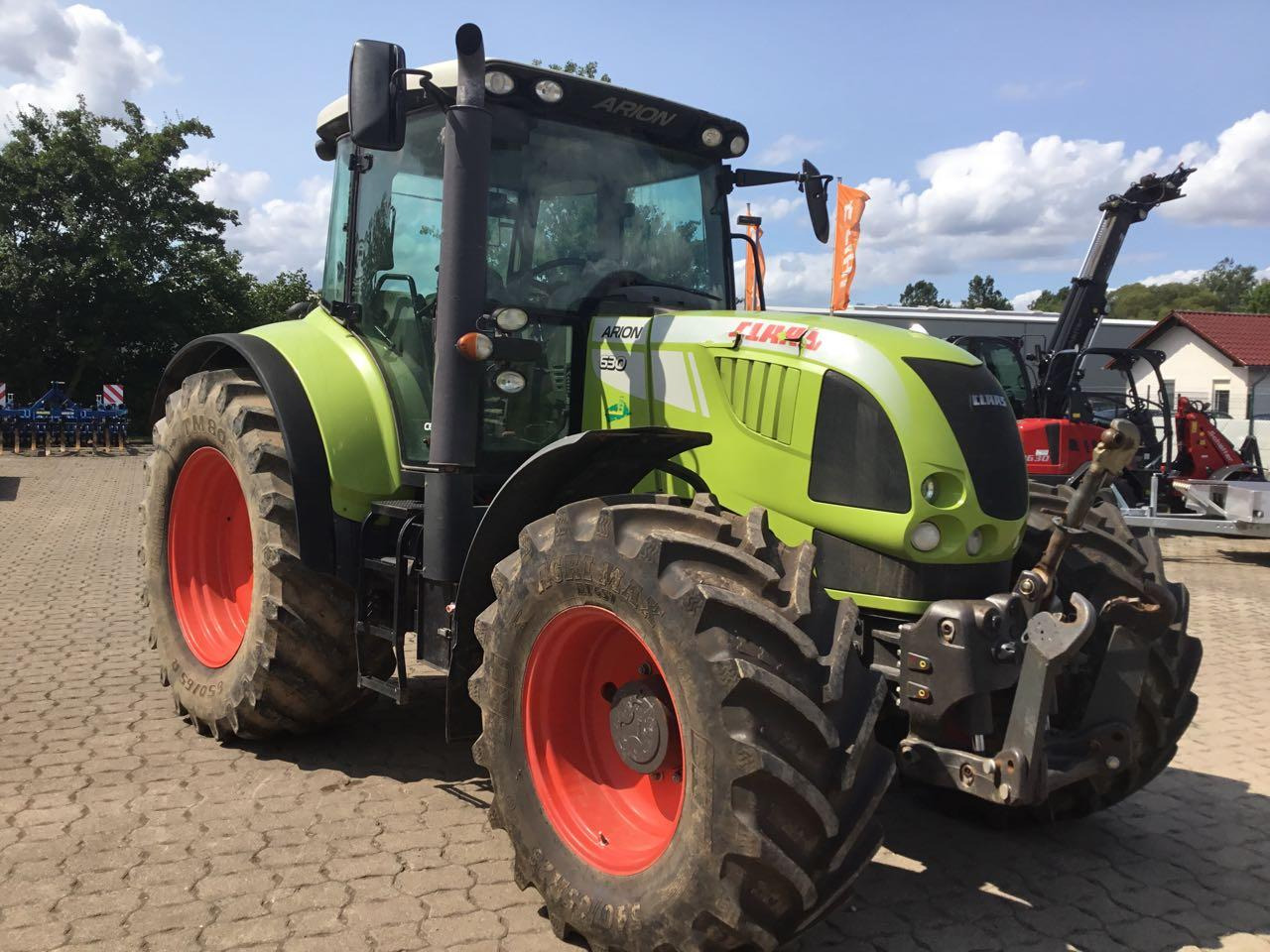 CLAAS Arion 630 - Farm tractor: picture 3 CLAAS Arion 630 - Farm tractor: picture 3