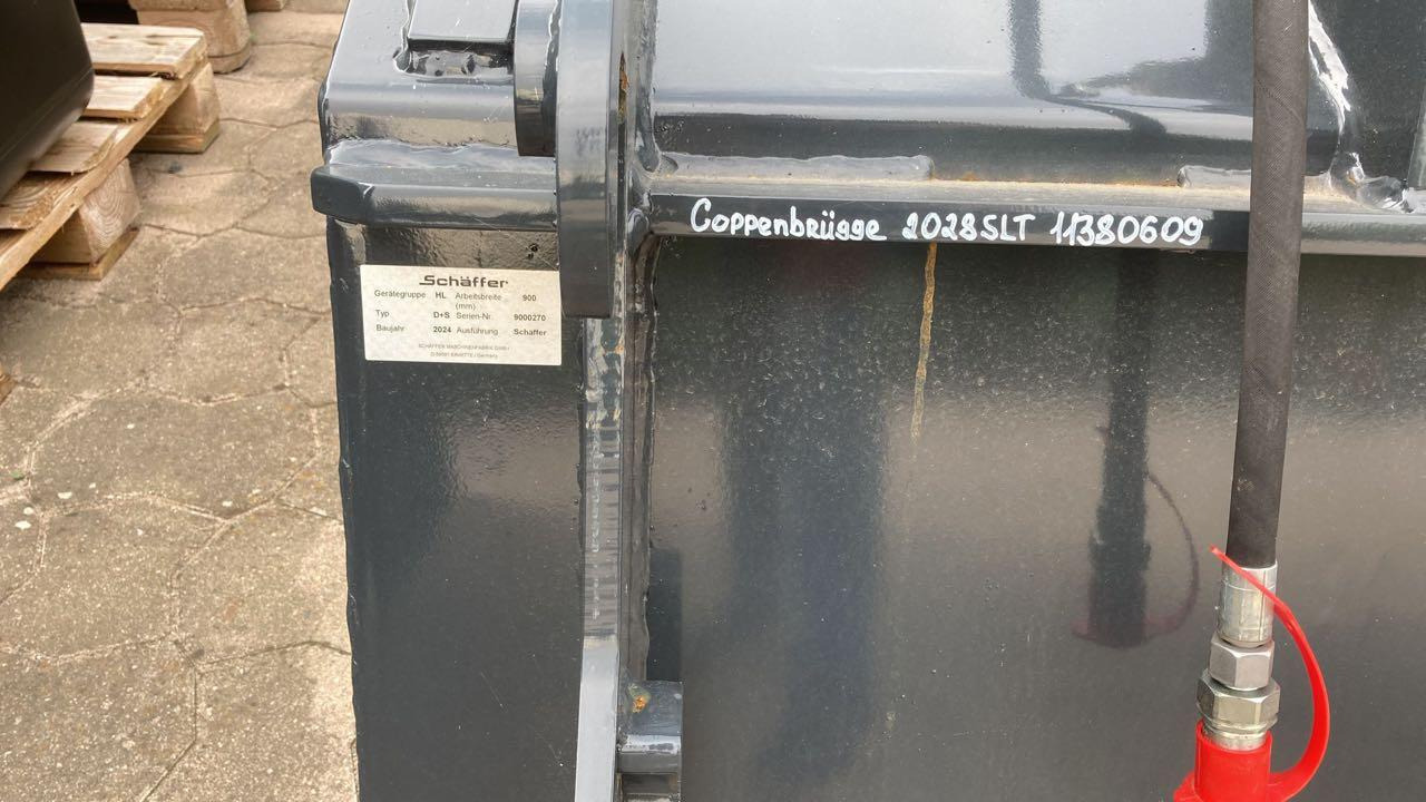 Schäffer Krokodilgebiss - Silage equipment: picture 2 Schäffer Krokodilgebiss - Silage equipment: picture 2