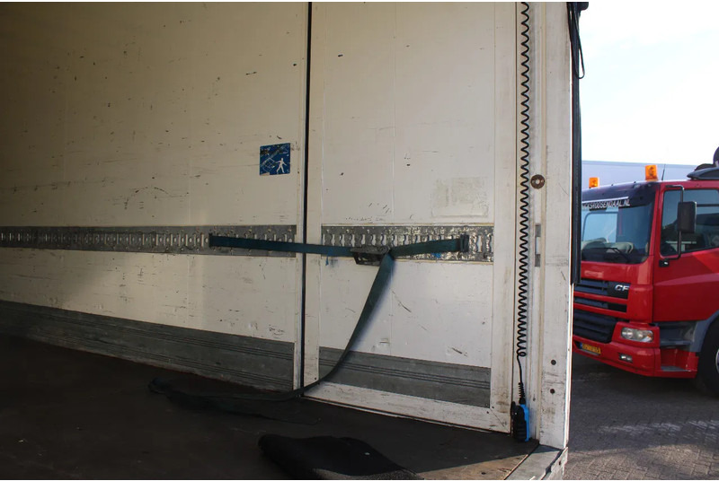 Box truck DAF CF 260 + EURO 6 + LIFT: picture 18