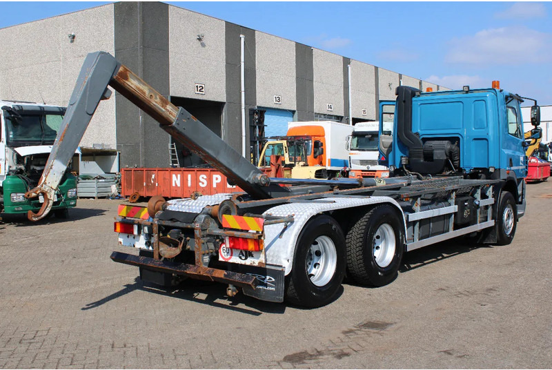 DAF CF 85.410 + euro 5 + 6x2 - Hook lift truck: picture 4 DAF CF 85.410 + euro 5 + 6x2 - Hook lift truck: picture 4
