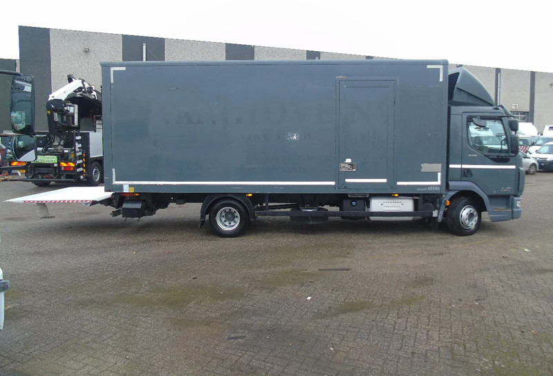 DAF LF 220 + euro 6 + lift + 12T - Box truck: picture 5 DAF LF 220 + euro 6 + lift + 12T - Box truck: picture 5