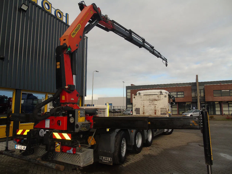 MAN TGS 35.460 + 8X4 TRIDEM + PALFINGER 23001EH + EURO 6 + REMOTE - Crane truck: picture 3 MAN TGS 35.460 + 8X4 TRIDEM + PALFINGER 23001EH + EURO 6 + REMOTE - Crane truck: picture 3