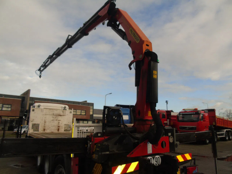 MAN TGS 35.460 + 8X4 TRIDEM + PALFINGER 23001EH + EURO 6 + REMOTE - Crane truck: picture 4 MAN TGS 35.460 + 8X4 TRIDEM + PALFINGER 23001EH + EURO 6 + REMOTE - Crane truck: picture 4