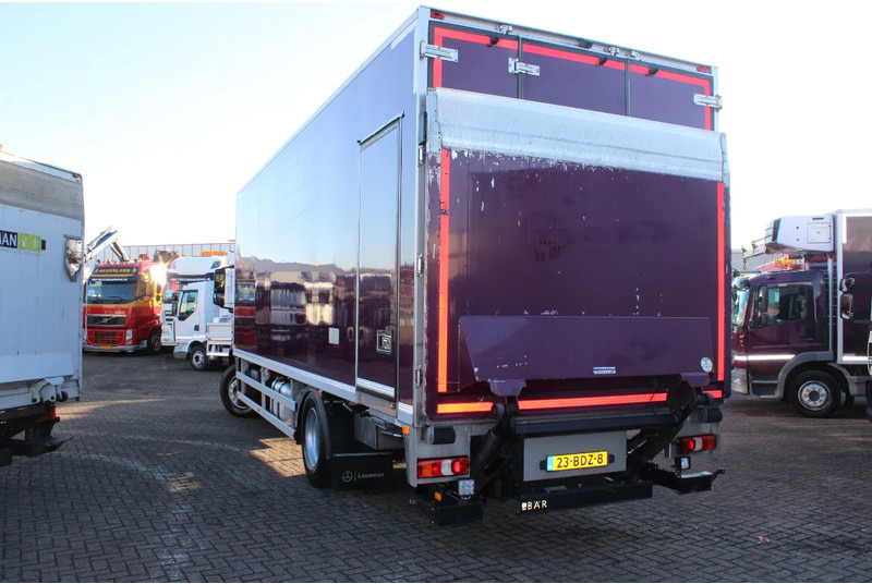 Mercedes-Benz Antos 1824 + euro 6 + frigoblock + 191.415km - Refrigerator truck: picture 5 Mercedes-Benz Antos 1824 + euro 6 + frigoblock + 191.415km - Refrigerator truck: picture 5