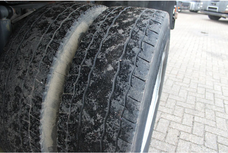 Tipper Mercedes-Benz Axor 1833 + tipper + manual: picture 12 Tipper Mercedes-Benz Axor 1833 + tipper + manual: picture 12