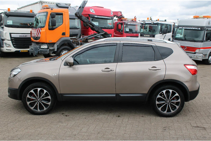 Nissan QASHQAI 2.0 AUTOMATIC / CAMERA - SUV: picture 2 Nissan QASHQAI 2.0 AUTOMATIC / CAMERA - SUV: picture 2
