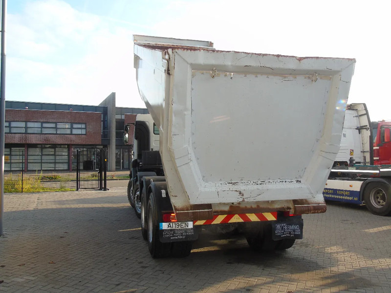 Renault Kerax 520DXI + MANUAL + SPRING + 8X4 - Tipper: picture 4 Renault Kerax 520DXI + MANUAL + SPRING + 8X4 - Tipper: picture 4