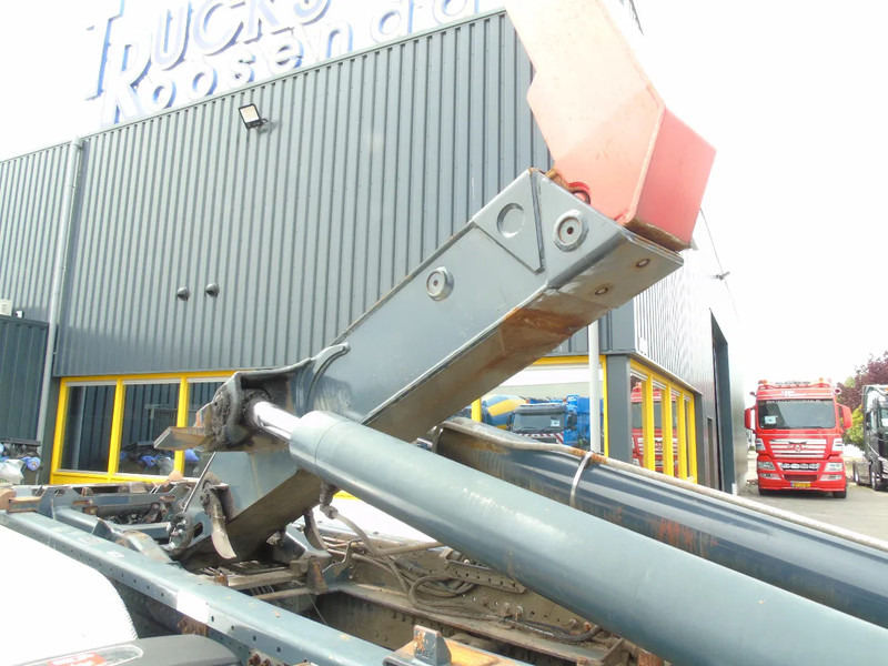 Hook lift truck Scania G450 + 6X4 + RETARDER + EURO 6: picture 14