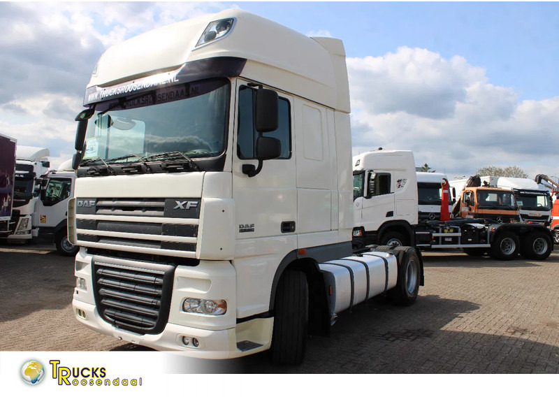 DAF XF 105.460 + EURO 5 + - Tractor unit: picture 1 DAF XF 105.460 + EURO 5 + - Tractor unit: picture 1