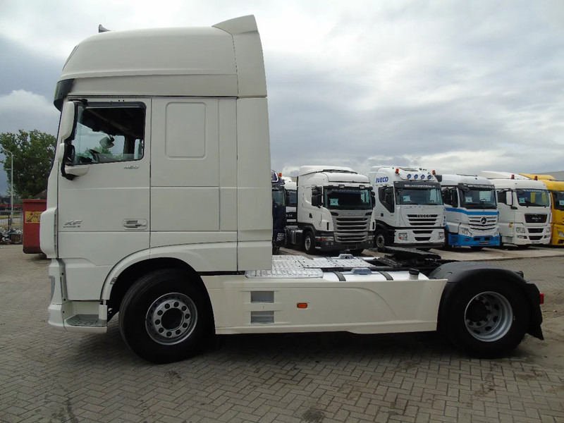 DAF XF 460 + EURO 6 + SPOILER - Tractor unit: picture 4 DAF XF 460 + EURO 6 + SPOILER - Tractor unit: picture 4