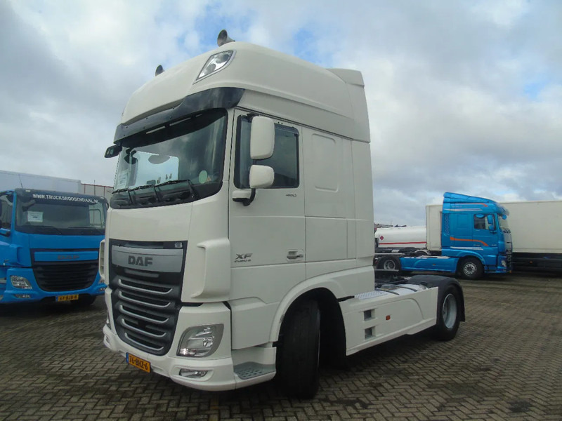 DAF XF 460 + EURO 6 + SSC - Tractor unit: picture 2 DAF XF 460 + EURO 6 + SSC - Tractor unit: picture 2