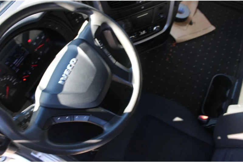 Iveco Stralis 460 + Euro 6+ADR +9 TONS VOORAS - Tractor unit: picture 5 Iveco Stralis 460 + Euro 6+ADR +9 TONS VOORAS - Tractor unit: picture 5