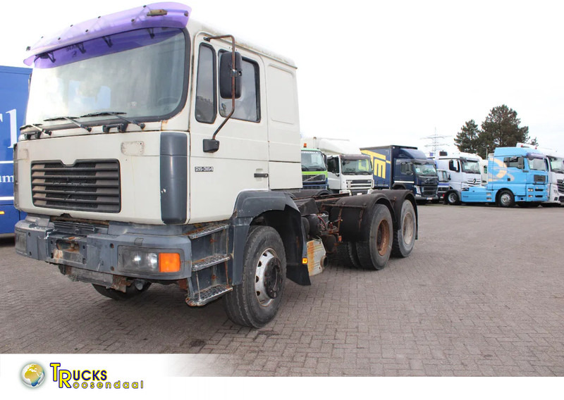 MAN F 26.364 + 6X4 + BIG AXLE + EURO 2 + MANUAL - Tractor unit: picture 1 MAN F 26.364 + 6X4 + BIG AXLE + EURO 2 + MANUAL - Tractor unit: picture 1