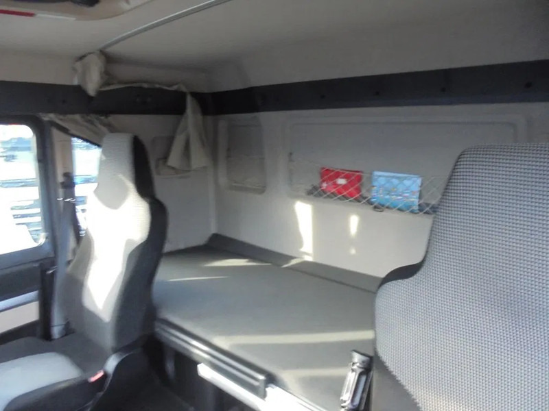 MAN TGX 18.460 Euro 6 + Retarder - Tractor unit: picture 5 MAN TGX 18.460 Euro 6 + Retarder - Tractor unit: picture 5