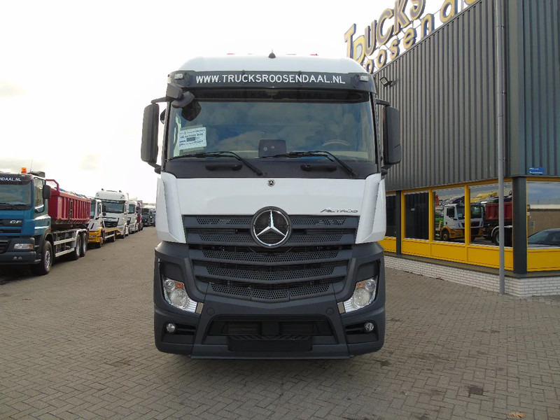 Mercedes-Benz Actros 2645 + euro 6 + 6x2 steering + SPOILER - Tractor unit: picture 5 Mercedes-Benz Actros 2645 + euro 6 + 6x2 steering + SPOILER - Tractor unit: picture 5