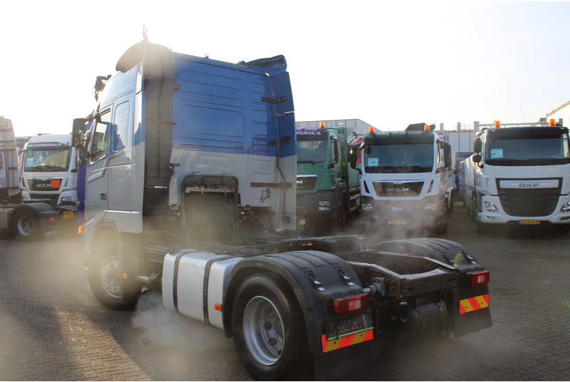 Tractor unit Volvo FH 12.440 + xl cab + manual + EURO 5: picture 9