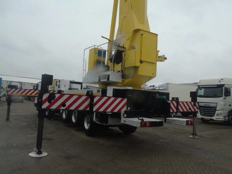 Truck Mercedes-Benz Actros 4148 + 84 meters + 10x4: picture 12