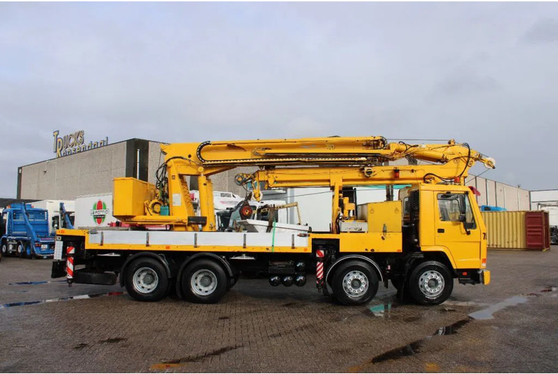 Volvo FL10 8X4 + GROMACH 34 mtr. + EURO 2 - Crane truck: picture 5 Volvo FL10 8X4 + GROMACH 34 mtr. + EURO 2 - Crane truck: picture 5