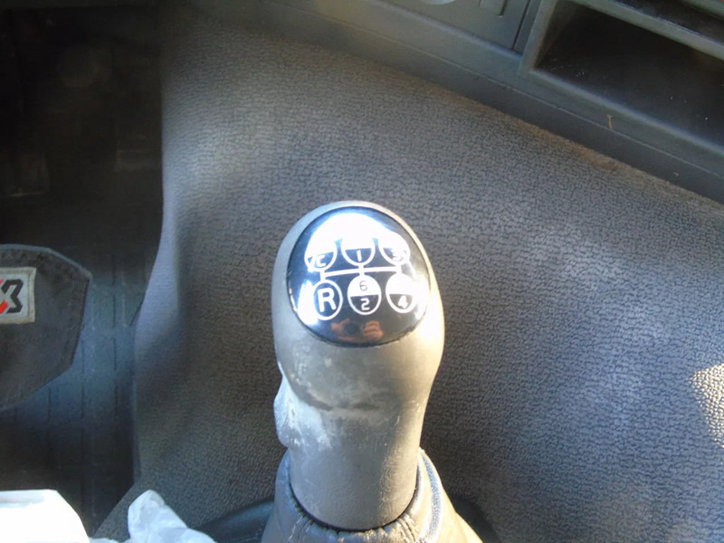 Volvo FM 9.340 + HIAB 122 E4 + TIPPER + MANUAL - Crane truck: picture 5 Volvo FM 9.340 + HIAB 122 E4 + TIPPER + MANUAL - Crane truck: picture 5