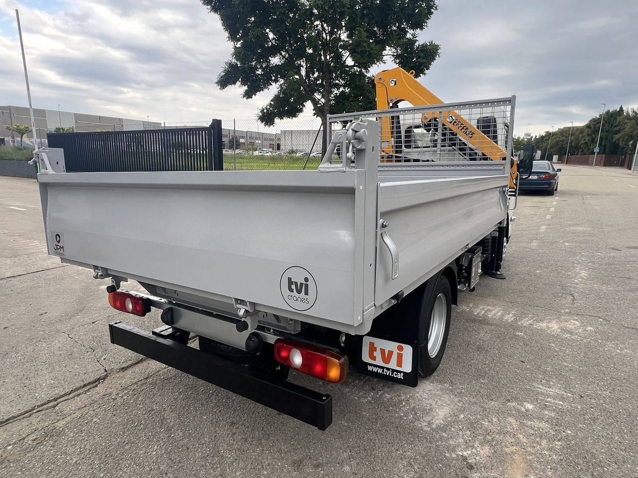 Lease a FUSO 35 3S FUSO 35 3S: picture 8