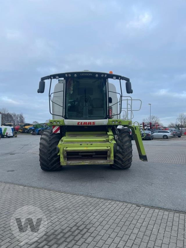 CLAAS Lexion 650 - Combine harvester: picture 3 CLAAS Lexion 650 - Combine harvester: picture 3