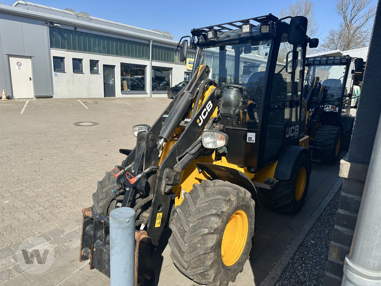 JCB 403 AGRI - Compact loader: picture 4 JCB 403 AGRI - Compact loader: picture 4