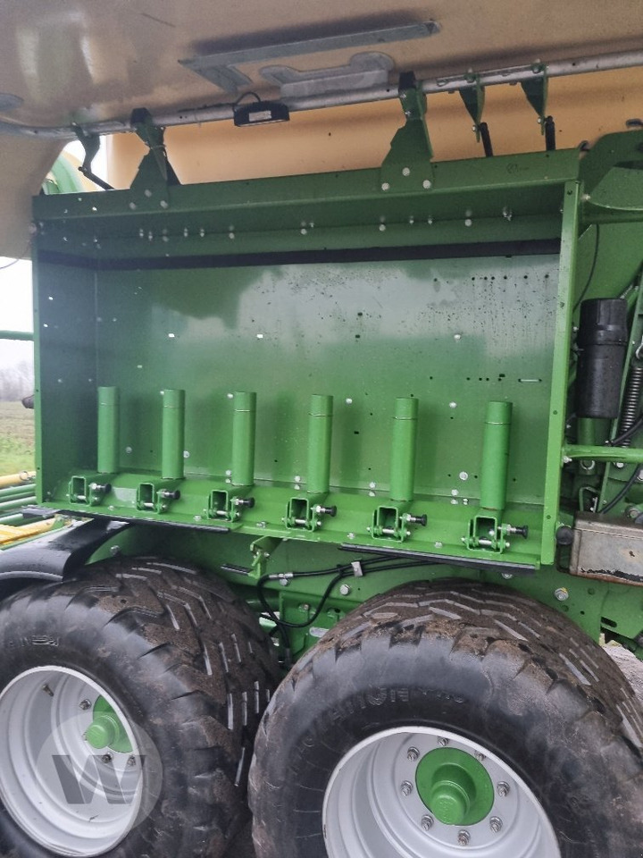 Round baler Krone Comprima CV 150 XC: picture 11