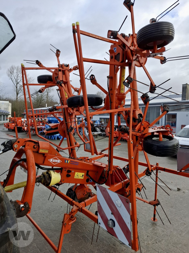 Kuhn GF 8501 - Tedder/ Rake: picture 5 Kuhn GF 8501 - Tedder/ Rake: picture 5