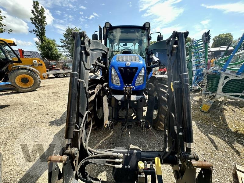 New Holland T 4.65 - Farm tractor: picture 4 New Holland T 4.65 - Farm tractor: picture 4