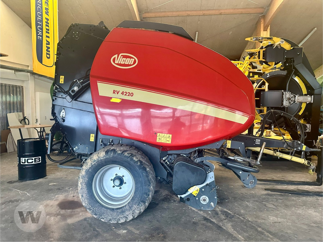 Vicon RV 4220 - Round baler: picture 1 Vicon RV 4220 - Round baler: picture 1