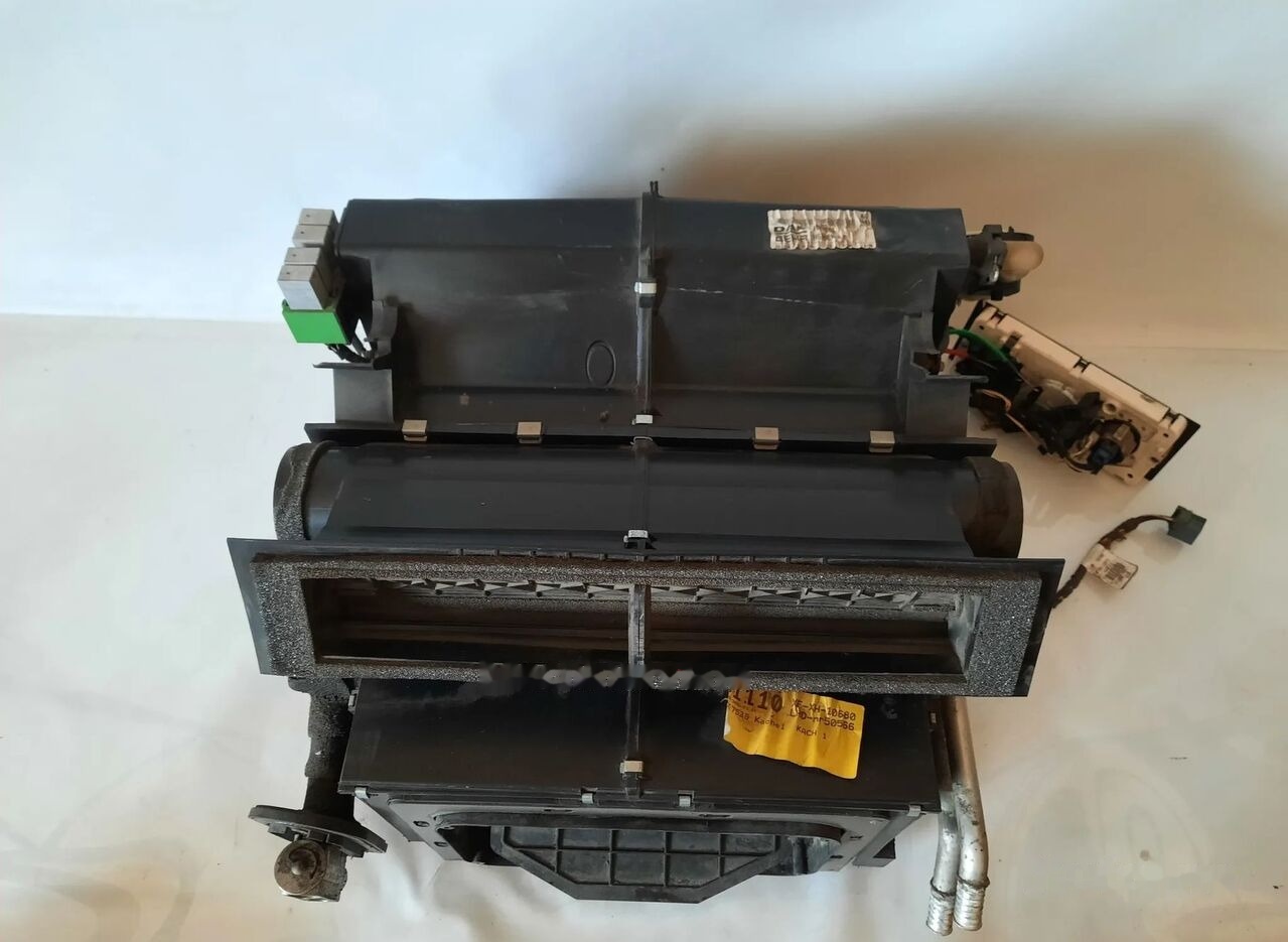 Bosch NAGRZEWNICA DAF XF 105 DAF XF105 truck - Cab and interior for Truck: picture 2 Bosch NAGRZEWNICA DAF XF 105 DAF XF105 truck - Cab and interior for Truck: picture 2