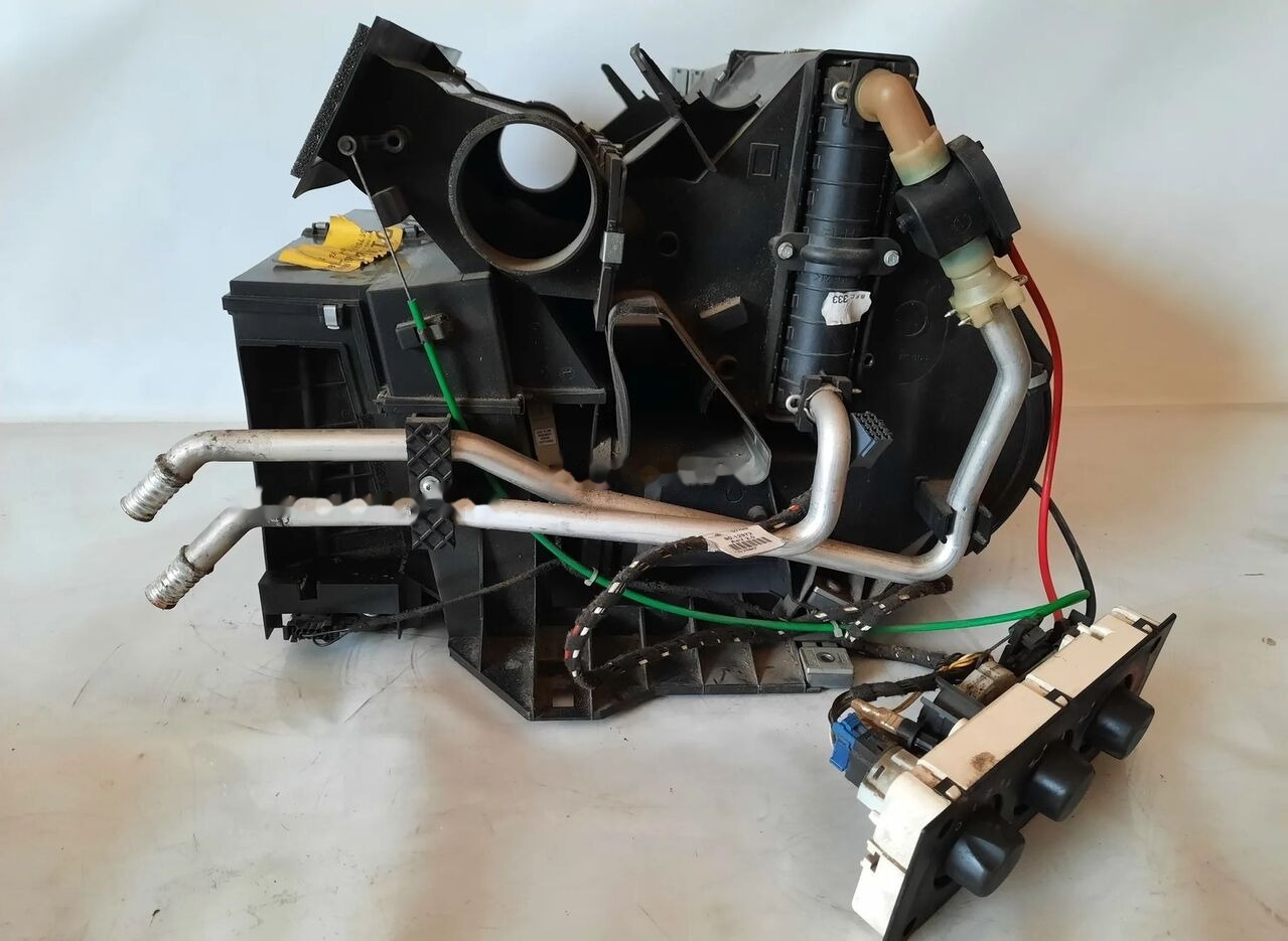 Bosch NAGRZEWNICA DAF XF 105 DAF XF105 truck - Cab and interior for Truck: picture 4 Bosch NAGRZEWNICA DAF XF 105 DAF XF105 truck - Cab and interior for Truck: picture 4