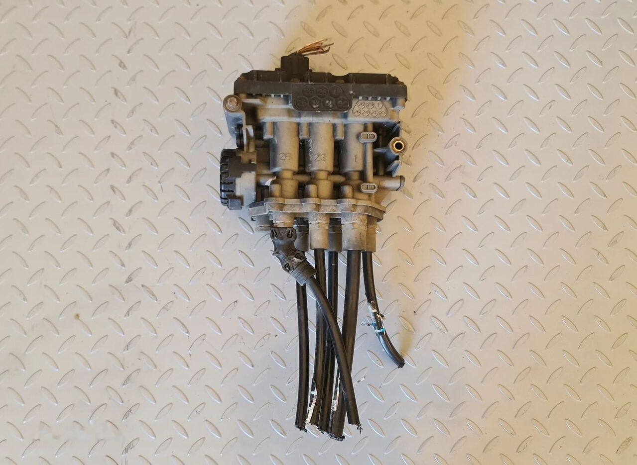 Knorr-Bremse ECAS Volvo FH4/FM4 / RENAULT RANGE T EURO6 truck - Brake valve for Truck: picture 3 Knorr-Bremse ECAS Volvo FH4/FM4 / RENAULT RANGE T EURO6 truck - Brake valve for Truck: picture 3