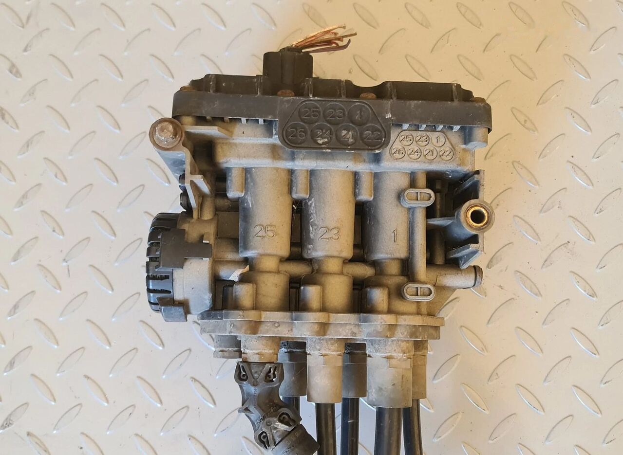 Knorr-Bremse ECAS Volvo FH4/FM4 / RENAULT RANGE T EURO6 truck - Brake valve for Truck: picture 4 Knorr-Bremse ECAS Volvo FH4/FM4 / RENAULT RANGE T EURO6 truck - Brake valve for Truck: picture 4