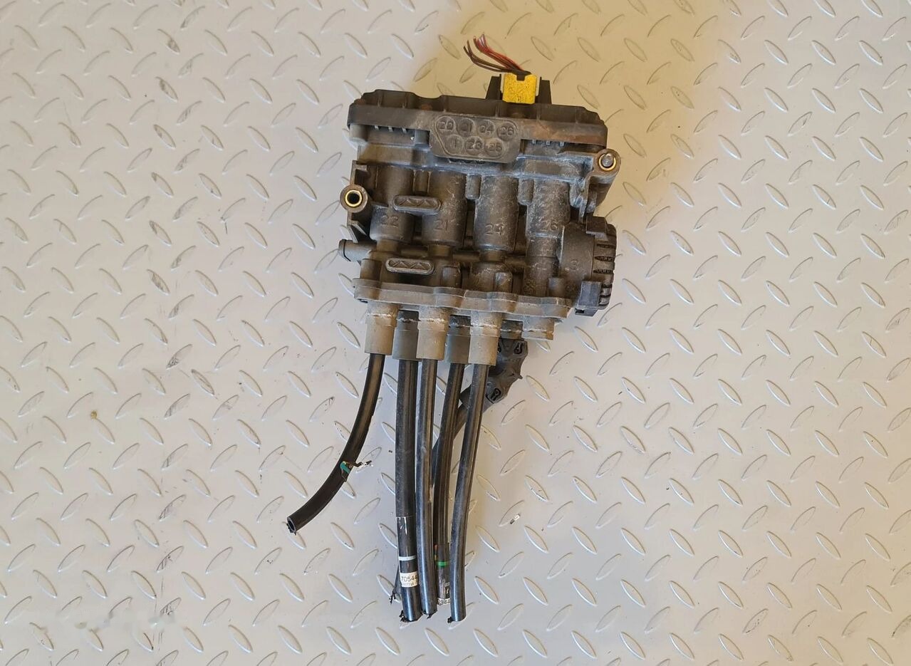 Knorr-Bremse ECAS Volvo FH4/FM4 / RENAULT RANGE T EURO6 truck - Brake valve for Truck: picture 2 Knorr-Bremse ECAS Volvo FH4/FM4 / RENAULT RANGE T EURO6 truck - Brake valve for Truck: picture 2