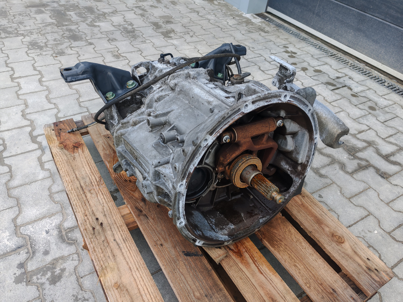 MERCEDES-BENZ ATEGO EURO 6 / G90-6 COMPLETE MANUAL GEARBOX - Gearbox: picture 3 MERCEDES-BENZ ATEGO EURO 6 / G90-6 COMPLETE MANUAL GEARBOX - Gearbox: picture 3