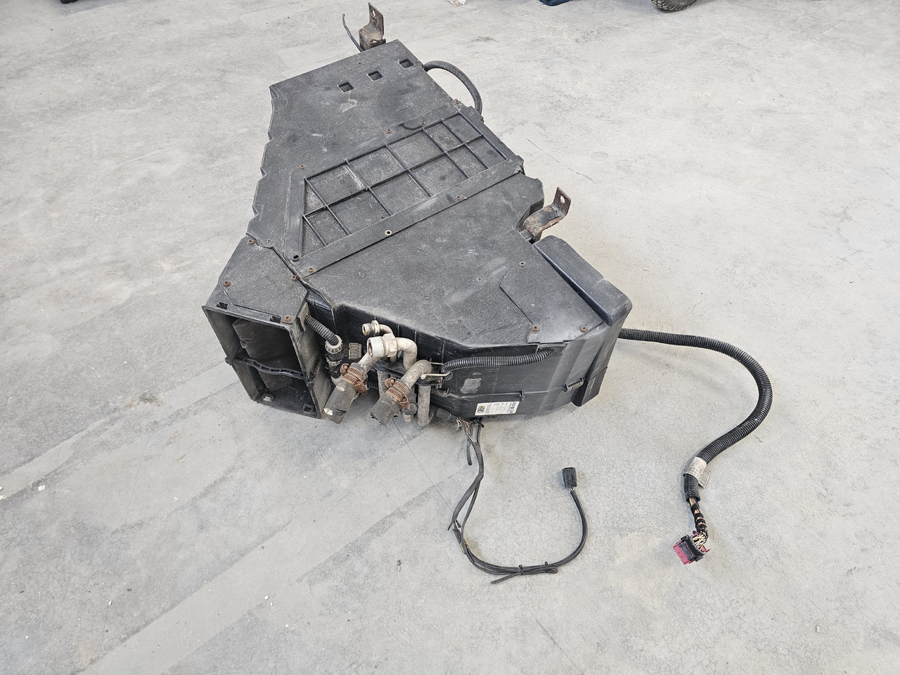 RENAULT MAGNUM DXI VEGA / COMPLETE HEATHER / 7485119812 - Heating/ Ventilation: picture 4 RENAULT MAGNUM DXI VEGA / COMPLETE HEATHER / 7485119812 - Heating/ Ventilation: picture 4