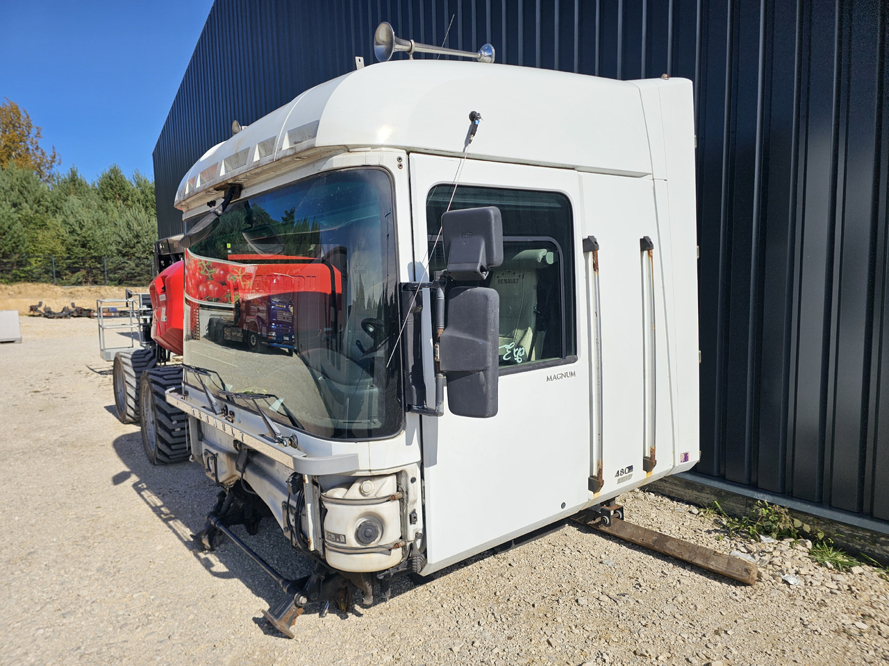 RENAULT MAGNUM DXI VEGA LIFT / COMPLETE CABINE - Cab: picture 4 RENAULT MAGNUM DXI VEGA LIFT / COMPLETE CABINE - Cab: picture 4