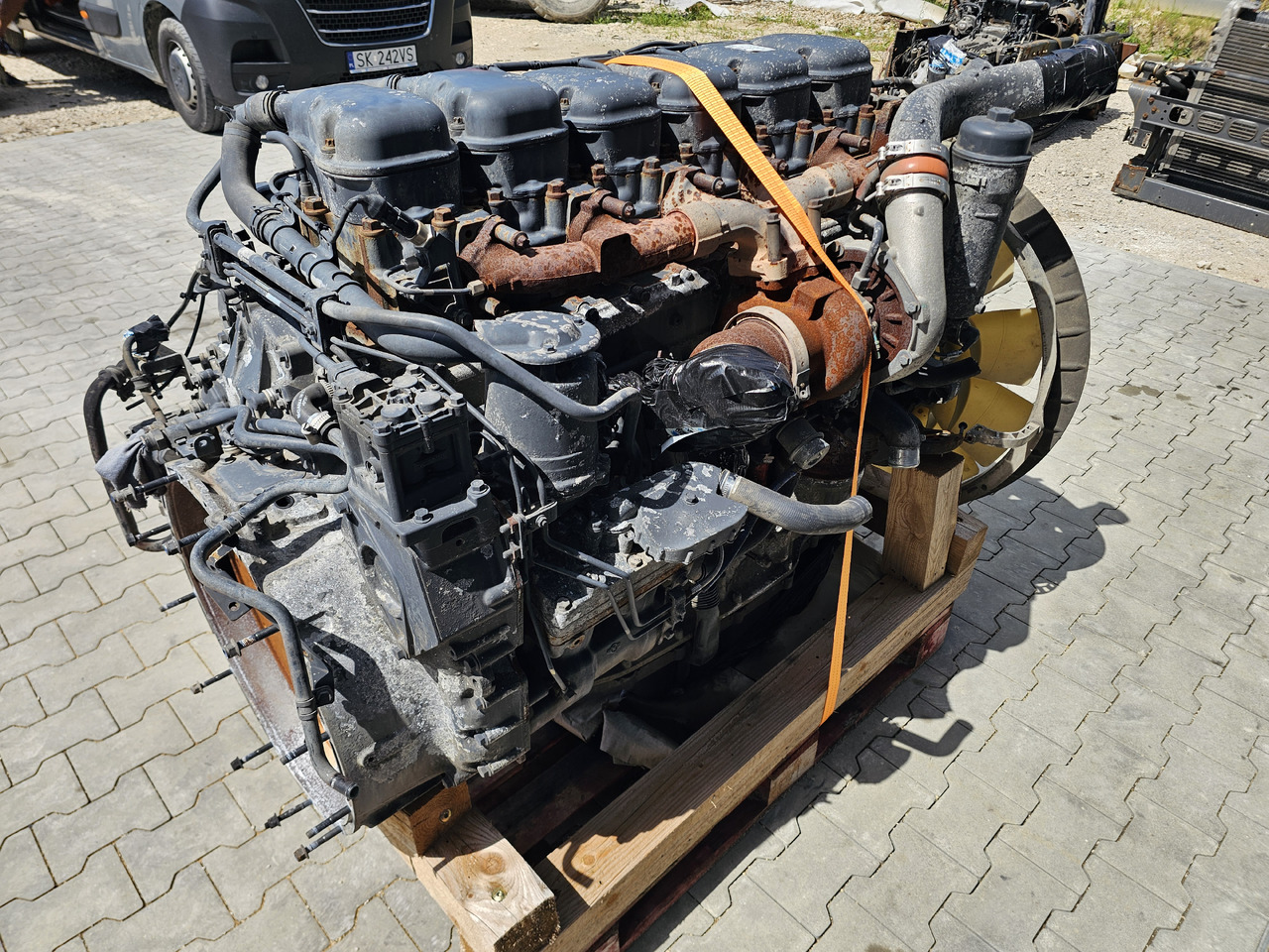 SCANIA R450 / DC13 147 / EURO 6 / COMPLETE ENGINE - Engine: picture 5 SCANIA R450 / DC13 147 / EURO 6 / COMPLETE ENGINE - Engine: picture 5