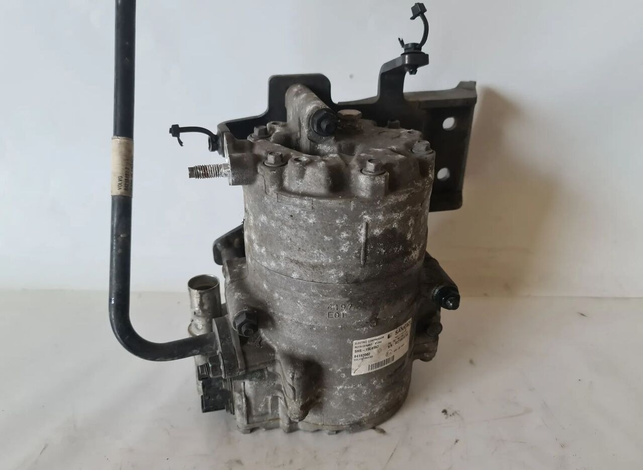 Volvo SANDEN R134A 84192002 Volvo FH4 truck - A/C compressor for Truck: picture 1 Volvo SANDEN R134A 84192002 Volvo FH4 truck - A/C compressor for Truck: picture 1