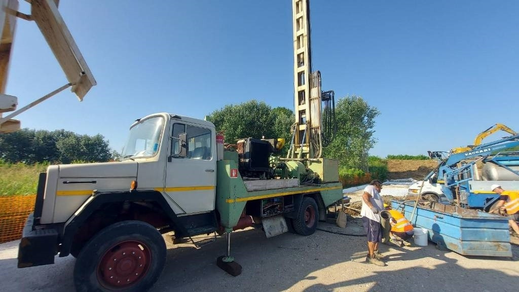 Fraste FS300 - Drilling rig: picture 1 Fraste FS300 - Drilling rig: picture 1