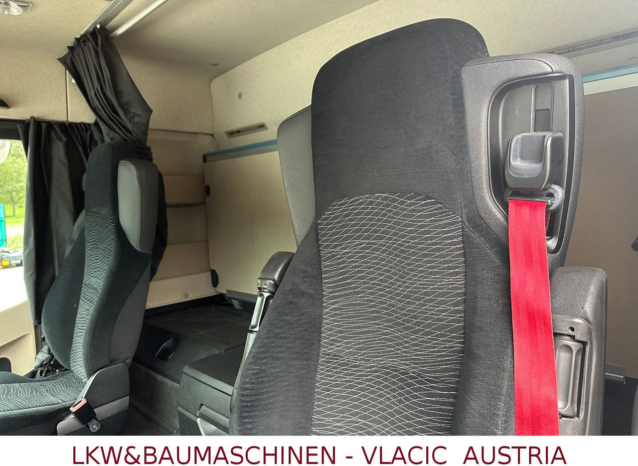 Mercedes-Benz Actros 1840 ADR - Tractor unit: picture 5 Mercedes-Benz Actros 1840 ADR - Tractor unit: picture 5