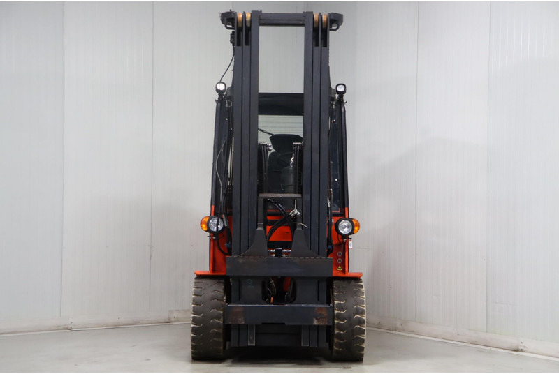 Carer Z80HL - Electric forklift: picture 2 Carer Z80HL - Electric forklift: picture 2