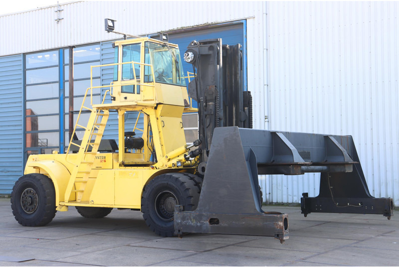 Hyster H32.00F-16H - Diesel forklift: picture 1 Hyster H32.00F-16H - Diesel forklift: picture 1