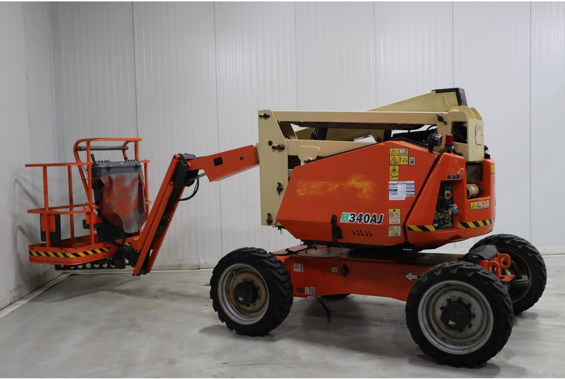 Articulated boom JLG H340AJ: picture 5