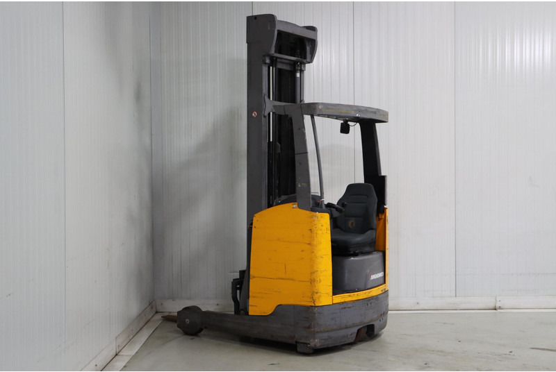 Jungheinrich ETV216 - Reach truck: picture 4 Jungheinrich ETV216 - Reach truck: picture 4