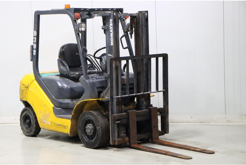 Komatsu FD25T-16 - Diesel forklift: picture 1 Komatsu FD25T-16 - Diesel forklift: picture 1