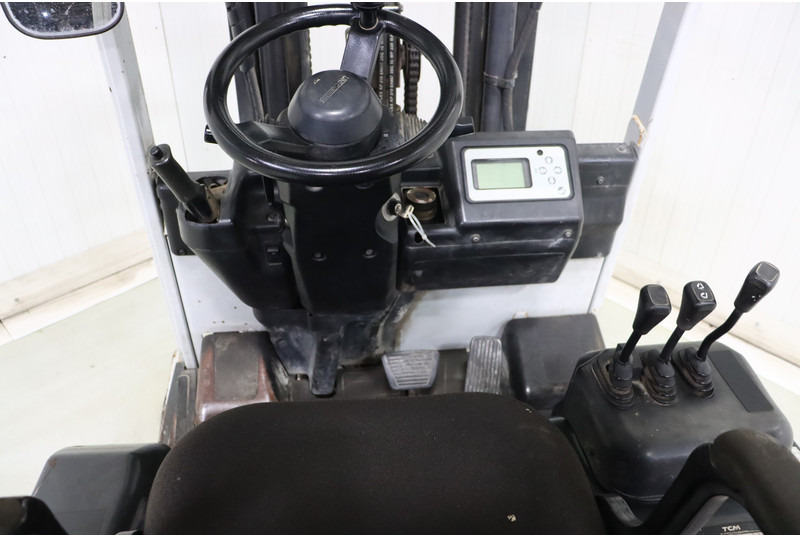 TCM FB20-E1 - Electric forklift: picture 2 TCM FB20-E1 - Electric forklift: picture 2