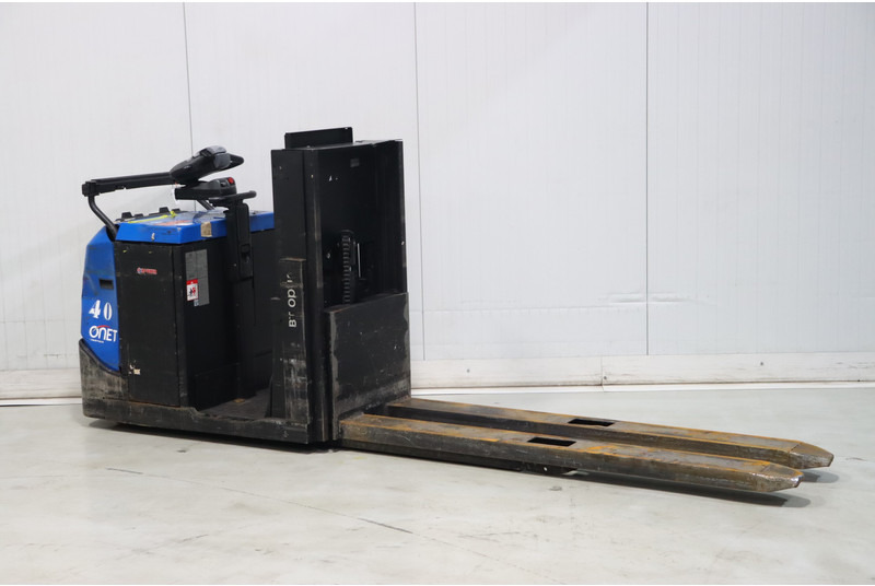 Toyota OSE120 - Order picker: picture 1 Toyota OSE120 - Order picker: picture 1