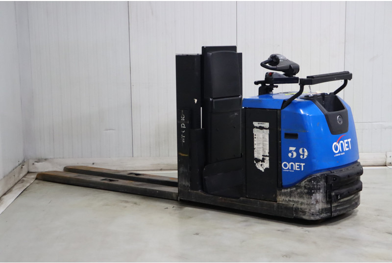 Toyota OSE120 - Order picker: picture 5 Toyota OSE120 - Order picker: picture 5